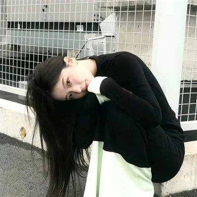 红妆问佳人 封面