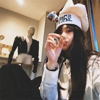 萨沙曾在这里 封面